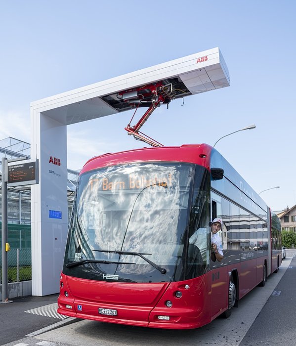La città svizzera di Berna e ABB raggiungono un nuovo traguardo con una linea di bus elettrici